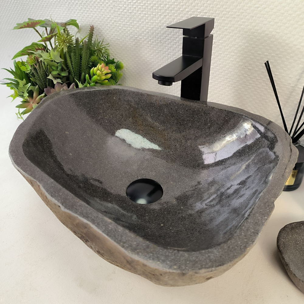 Раковина из речного камня RS-65221 47*36*15 0856