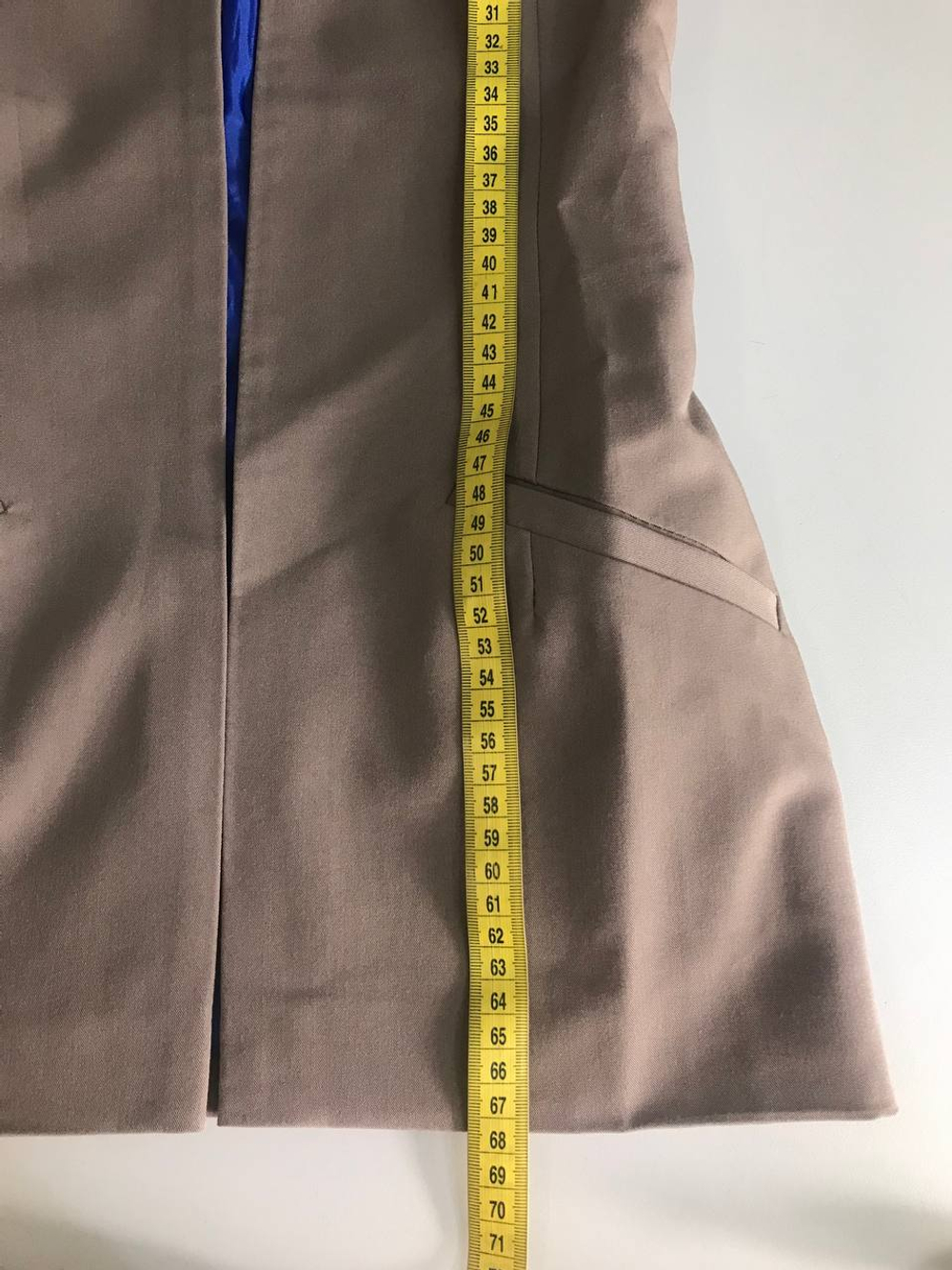 Жилетка Aleksandra Kazakova классическая, маркировка XS, визуально на 42 размер, новая