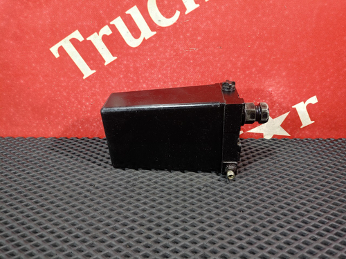 Насос подъёма кабины