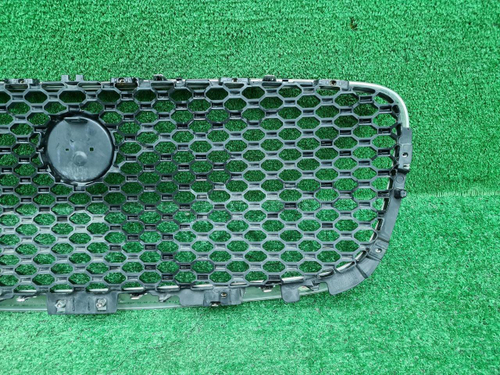 Решетка радиатора Jaguar F-PACE (2016-2020)