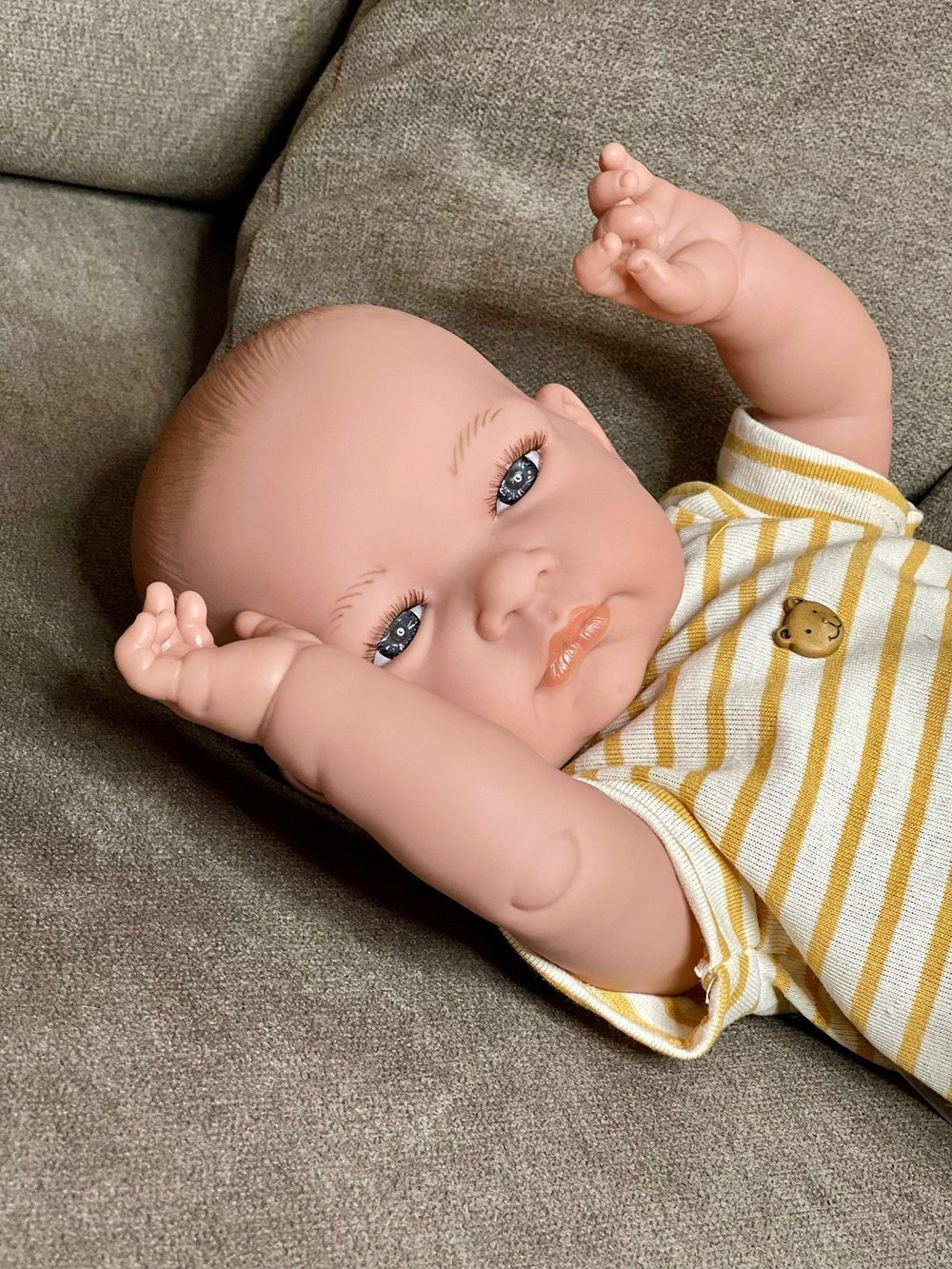 Кукла LAMAGIK виниловая 45см John (46407)