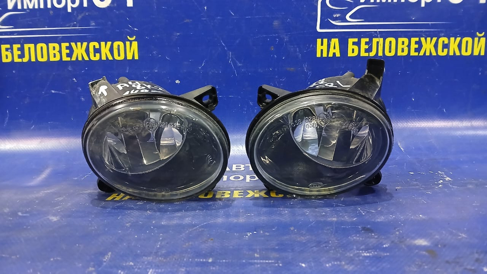 Туманка левая AUDI A4 2008-2012