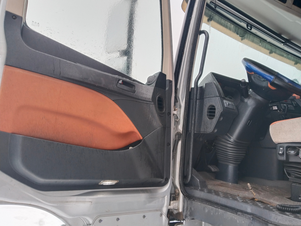 Foton AUMAN 4x2 Седельный тягач EST A 1844 MT (Дизельный, 11,8 л, МТ, 450 л.с.)