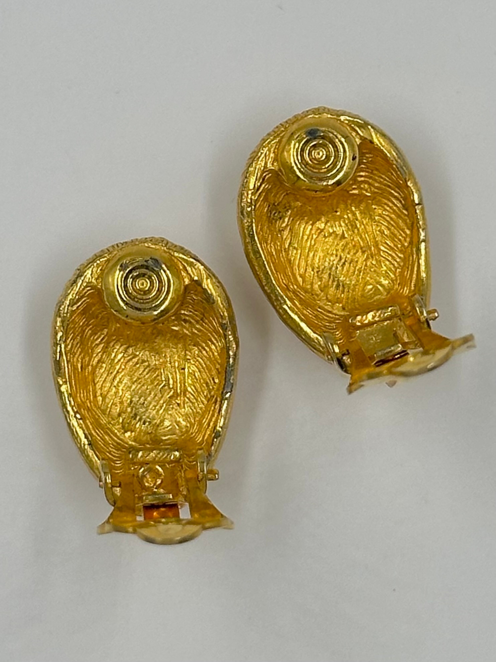 Клипсы с фактурой