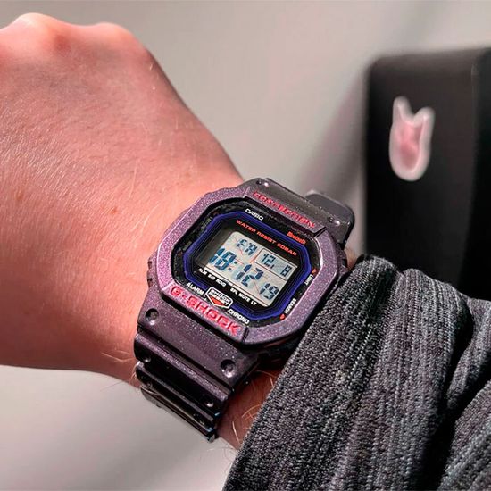 Наручные часы Casio DW-B5600AH-6