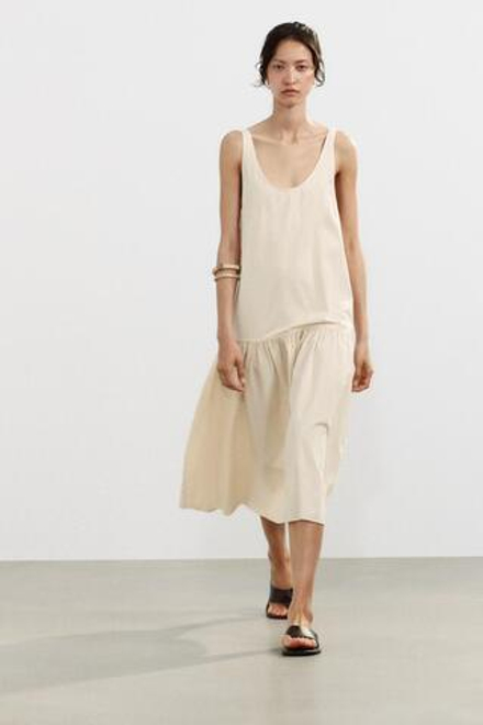 ZARA ПЛАТЬЕ МИДИ СО СБОРКАМИ СНИЗУ, ПАСТЕЛЬНО-ЖЕЛТЫЙ