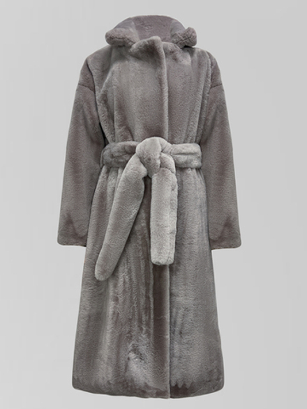 Шуба by Bor однотонная со скрытыми карманами по бокам и поясом