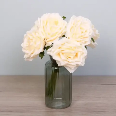 Цветы искусственные «Нежная роза» букет 6шт 24см чайные