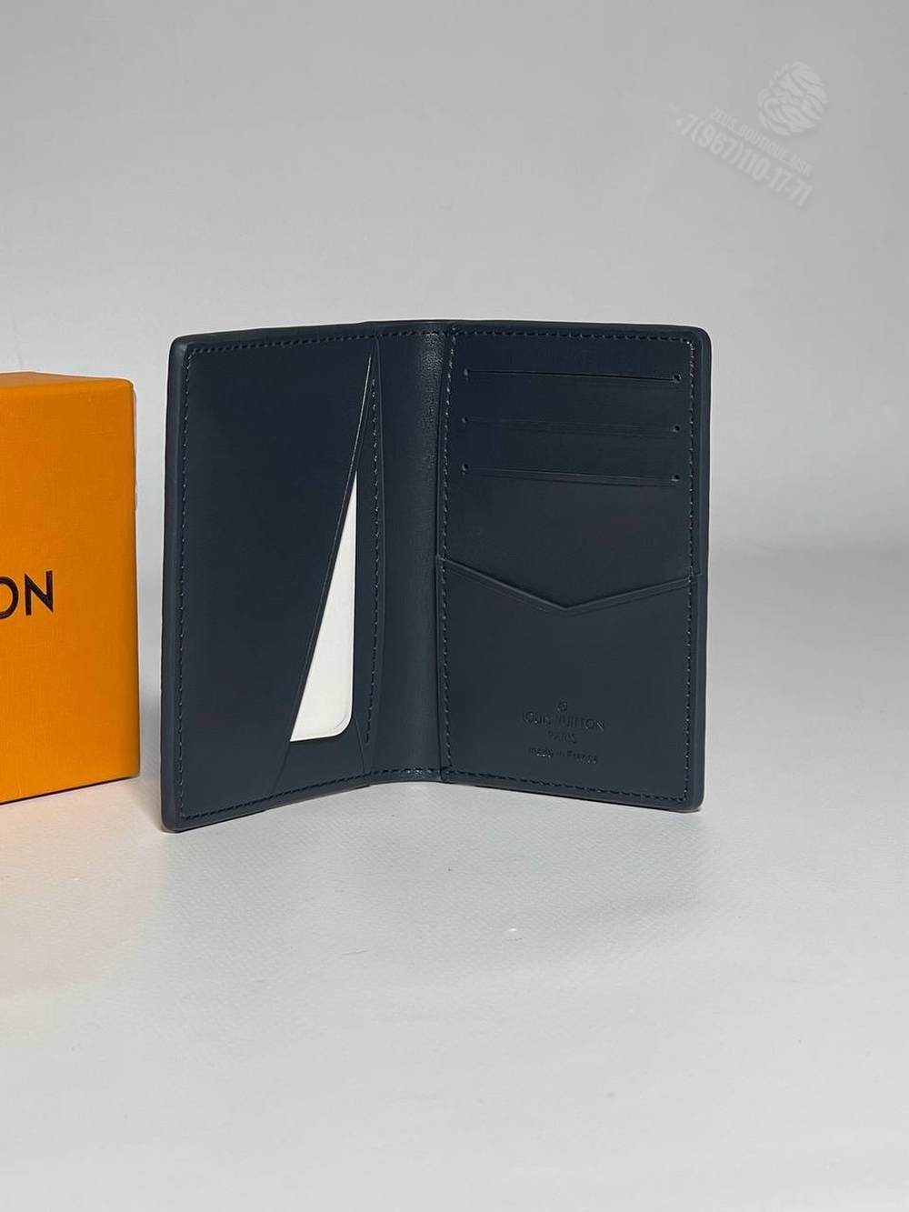 Визитница Louis Vuitton