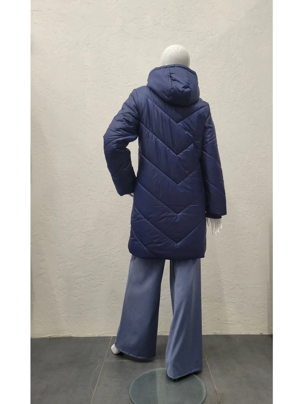 Пальто с капюшоном демисезонное