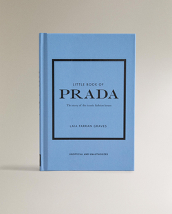 The Little Book of Prada. Иллюстрированная книга о модном доме Prada (на английском языке)