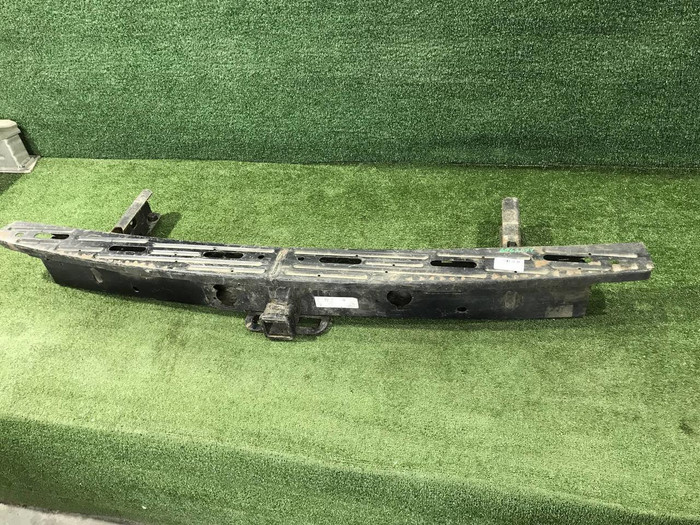 Усилитель задний Chevrolet Tahoe 3 (2006-2014)