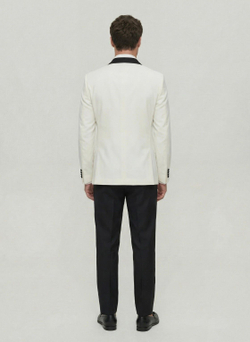 Мужской смокинг (белый) А59