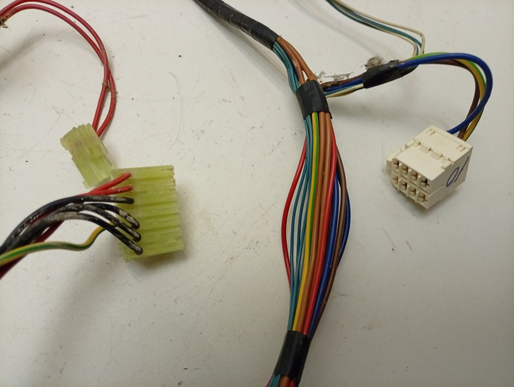 WISL62CSI кт55 Комплект проводов для стиральной машины Indesit б/у