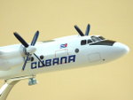 Модель самолета Ан-24 (М1:72, CUBANA)