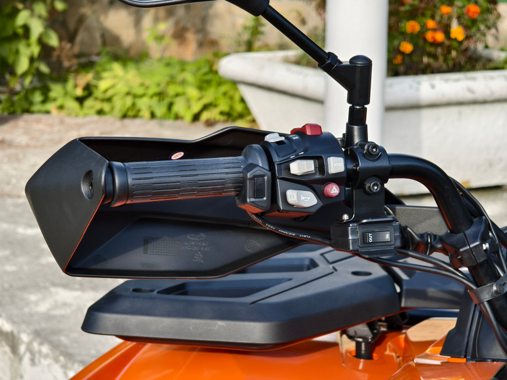 Квадроцикл HND QRX 650 PRO EPS оранжевый