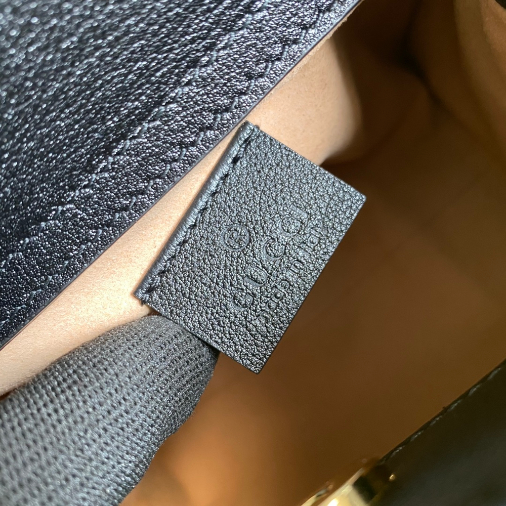 Gucci Diana 20 cm