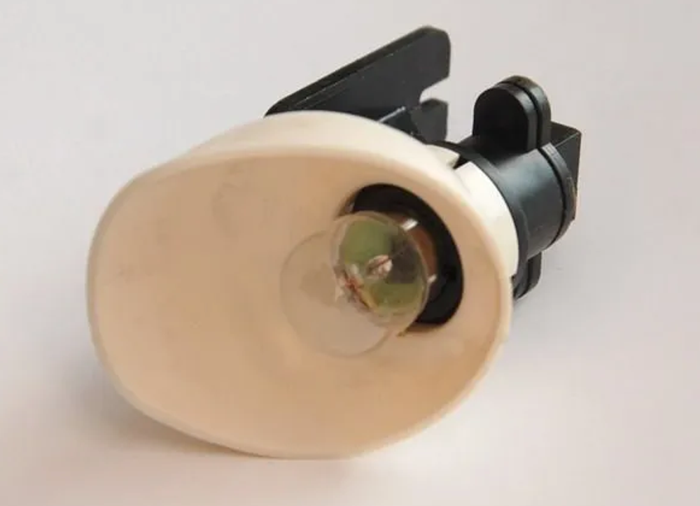 Подсветка под капот 2108-3715300-01 с лампой 11.3715010