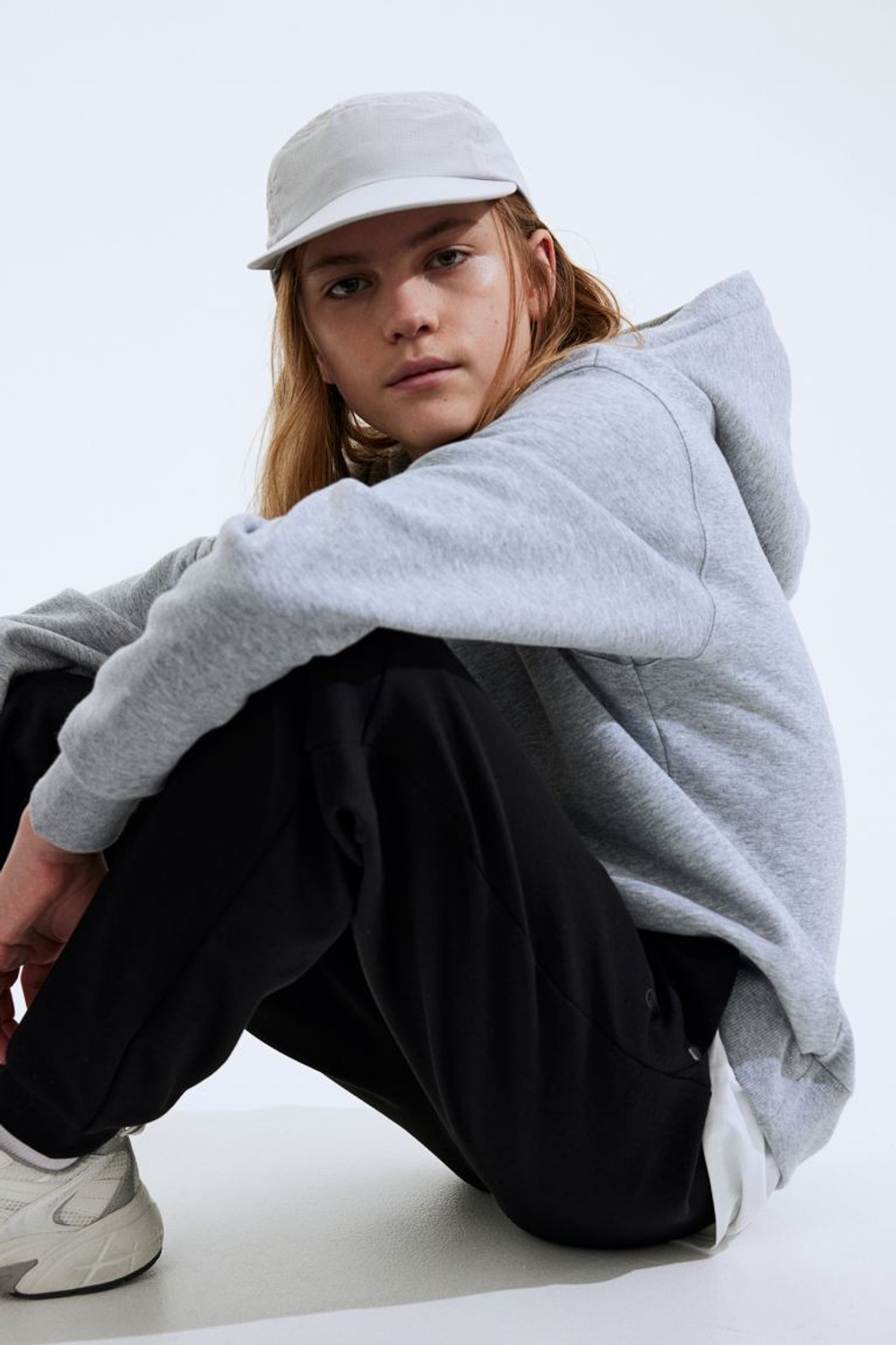 H&М Спортивные брюки, черный