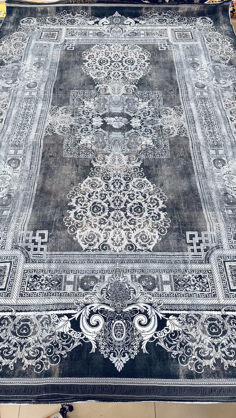 Ковёр DibaCarpet