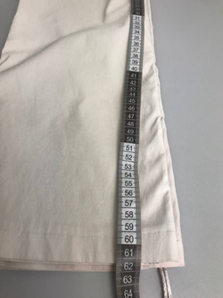 Брюки с контрастными карманами 40 размер