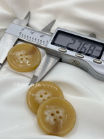 Пуговицы Барб. светлые (бежевые) с белыми прожилками