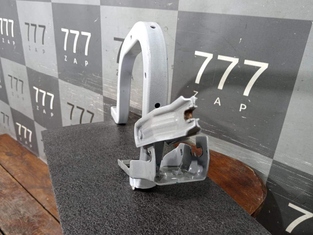 Петля крышки багажника левая Omoda S5 22-нв Б/У Оригинал J606306310FLDY