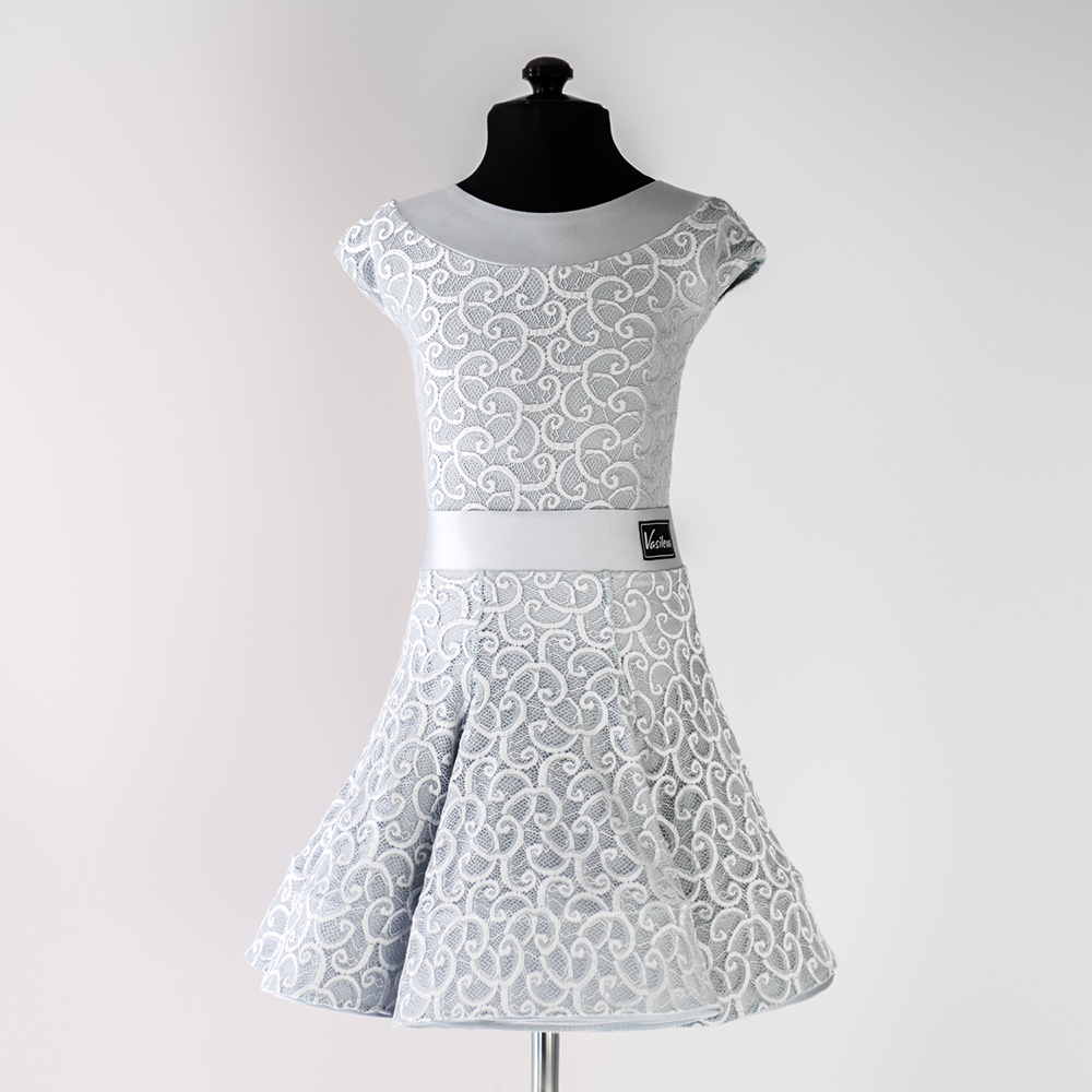 серое платье для танцев