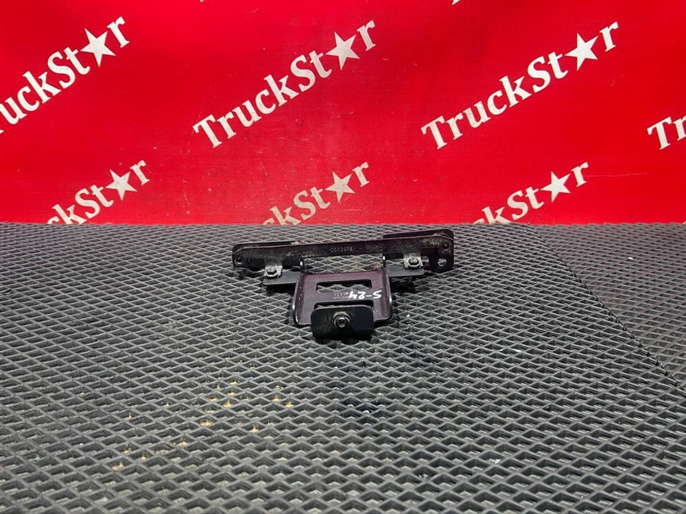 Кронштейн бампера