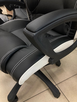 Кресло Фортуна-5 (51) к/з перф черн/Базель бел Мех качания п Директор (в разборе)