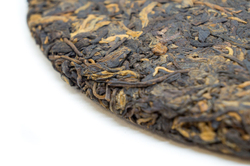 59320 Чай прессованный черный Пуэр Шу "Сэнчжун, Булан Шань", ци цзы бин 357гр