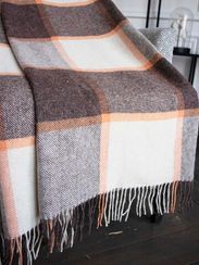 Плед MAYA 1-04 из овечьей шерсти  ANINAMAS