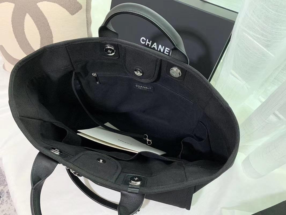 Chanel Shopping Bag