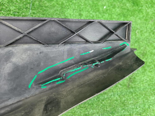 Воздуховод радиатора нижний BMW X5 G05 (2018-2023)