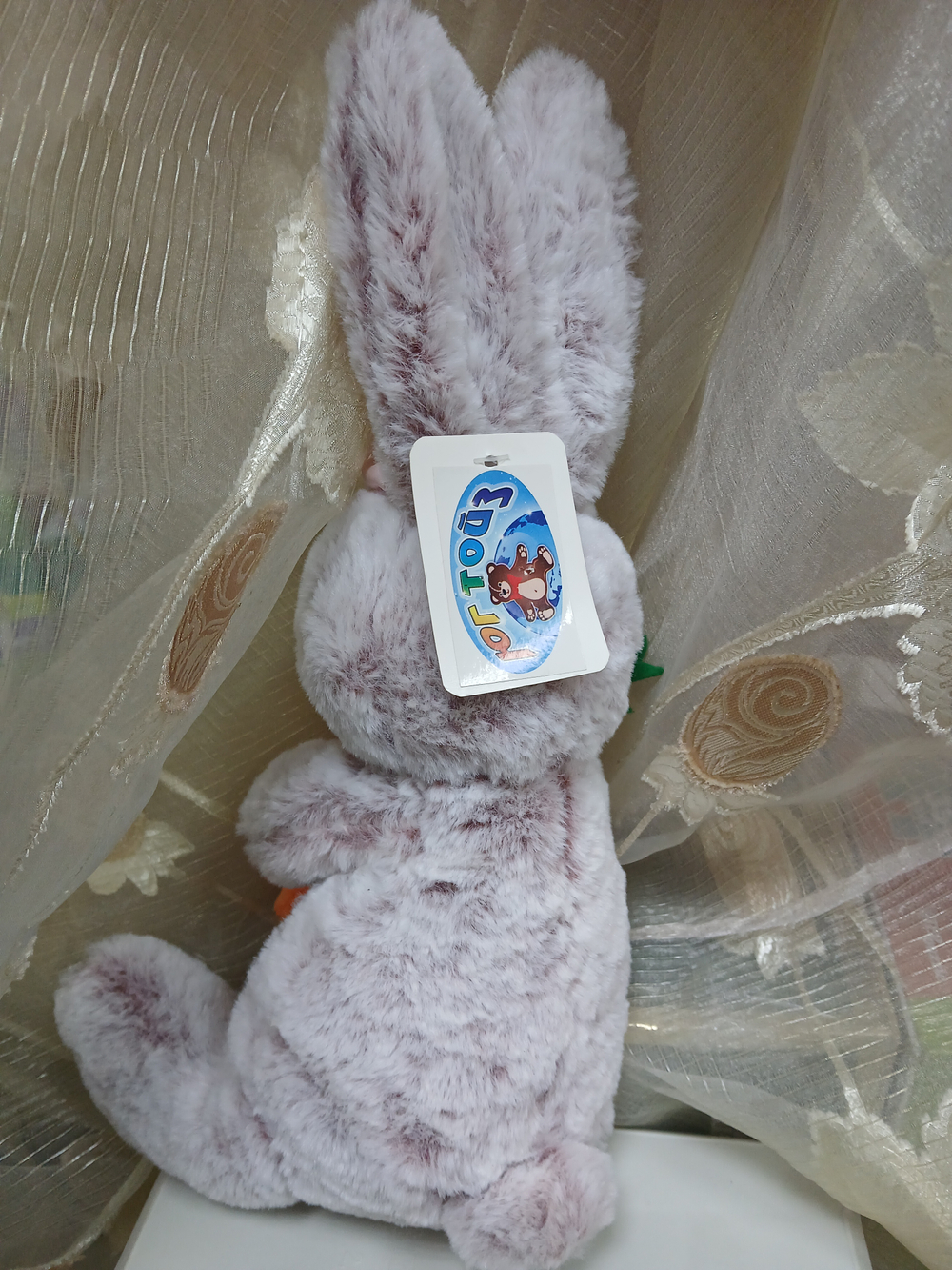 Зайчик с морковкой, 36 см