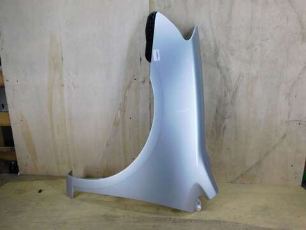 крыло переднее левое Toyota Premio NZT260 крепление+