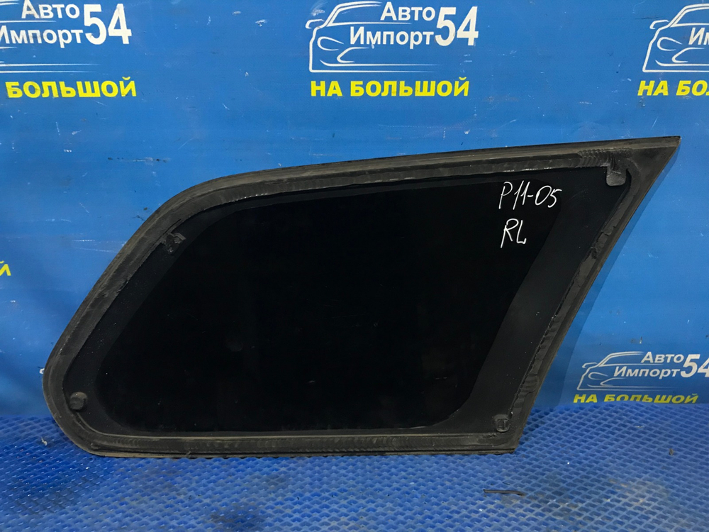 Стекло багажника левое NISSAN PRIMERA 1999