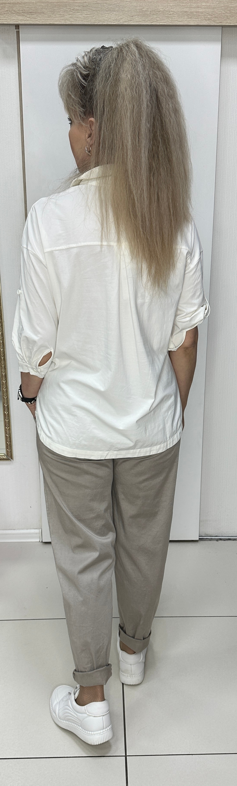 Блузон-рубашка в молочном цвете с принтом