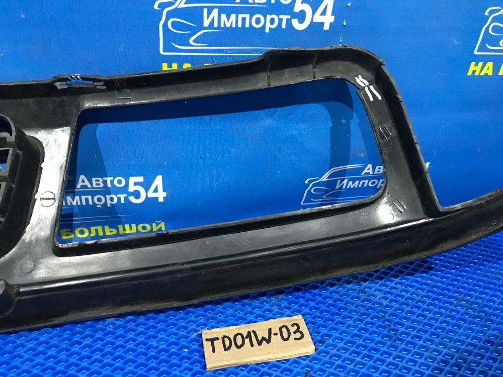 Решетка радиатора SUZUKI ESCUDO 1995