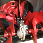 EVOline SBG 700 E бензиновый снегоуборщик 13 л.с. ковш 70 см, выброс 15 м, 6 вперед/2 назад