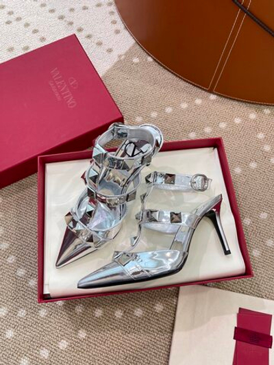 Valentino Garavani Roman Stud 8.5 cm