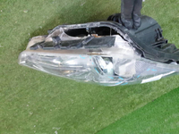 Битая Фара правая Genesis G70 (2017-2021) LED