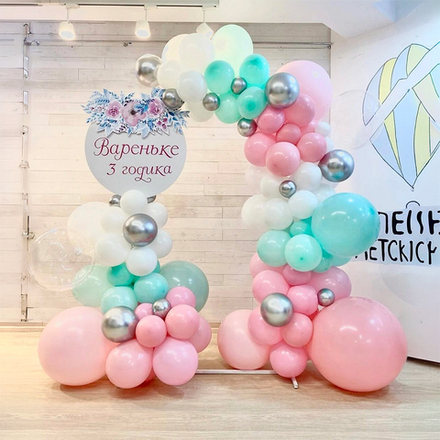 Фотозона на каркасе "Нежная"