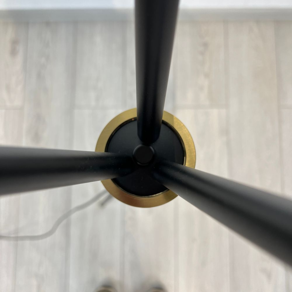 Торшер Caracas Tripod Floor Lamp