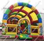 Надувной батут "Страна Сафария" с крышей и высокими горками 13*7*6 м