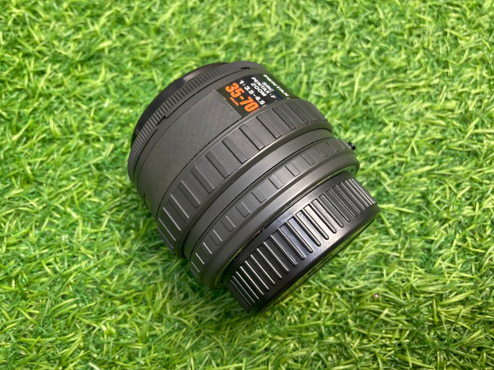 SMC Pentax-F 35-70mm 3.5-4.5