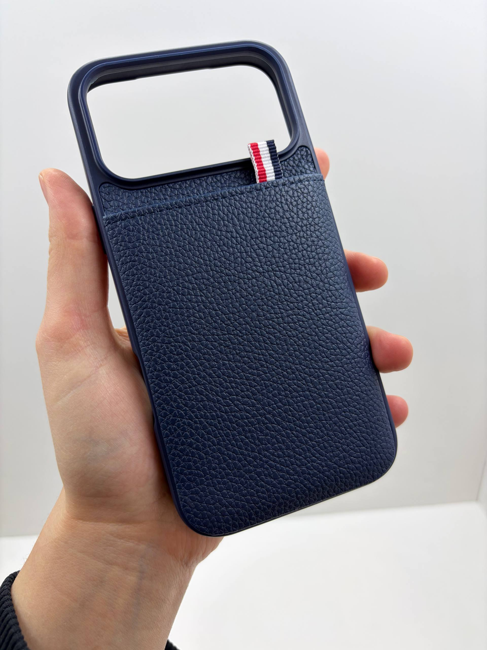 CREATIVE CASE для iPHONE 17 PRO