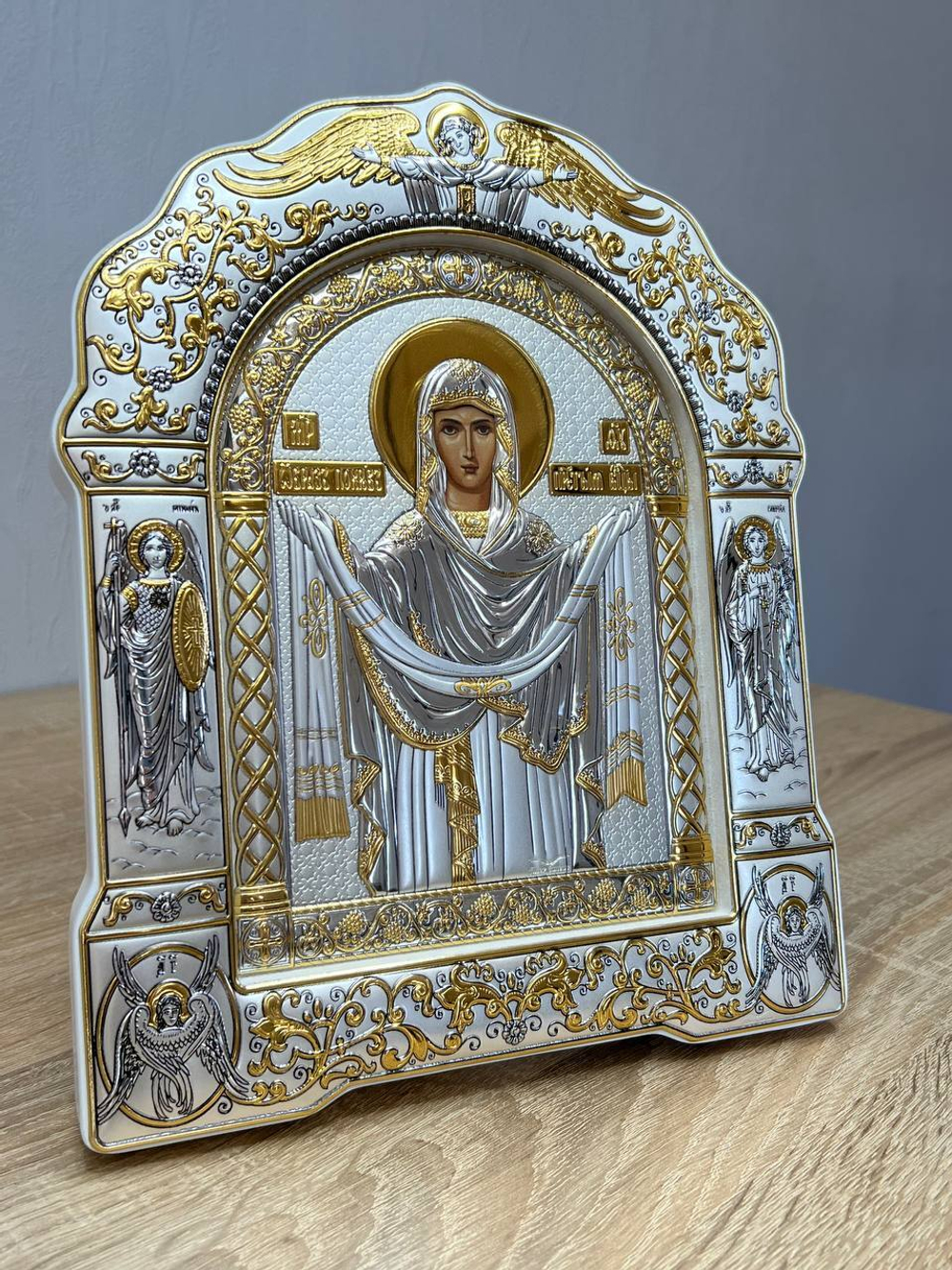 Покрова БМ, икона арочная с рамкой под стеклом, белое дерево 266х335