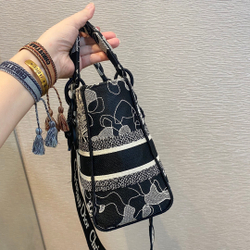 Christian Dior Lady Dior 24 cm