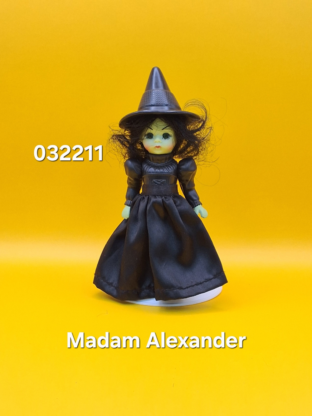 Коллекционная кукла Madame Alexander McDonalds 032211